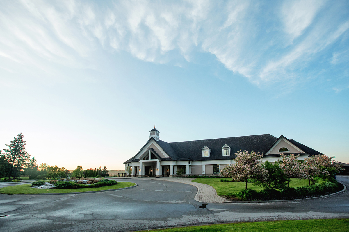 BarrieCountryClub_Clubhouse Barrie Country Club