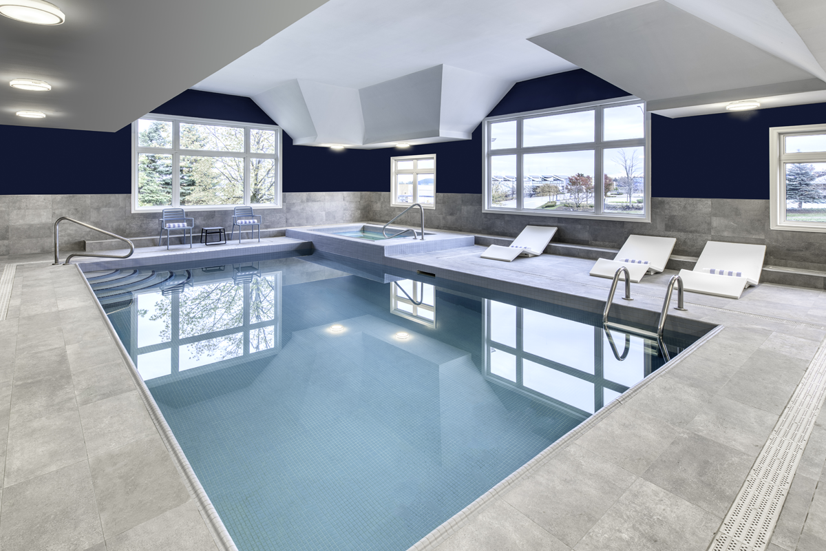 Four Points by Sheraton Indoor Pool and hot tub